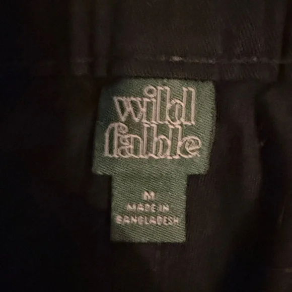 Wild Fable Pants - Women’s
Black
Cargo Pockets
NWT (New With Tags) 🏷️
Size: M - Picture 5 of 11